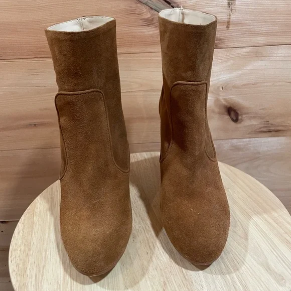 Zara Collection Camel Brown Suede Booties in Size 39 (US 8) - Picture 10 of 11